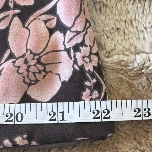 CAbi Floral Sleeveless Draped Blouse Charcoal & Pink - Size Large - Picture 7 of 10